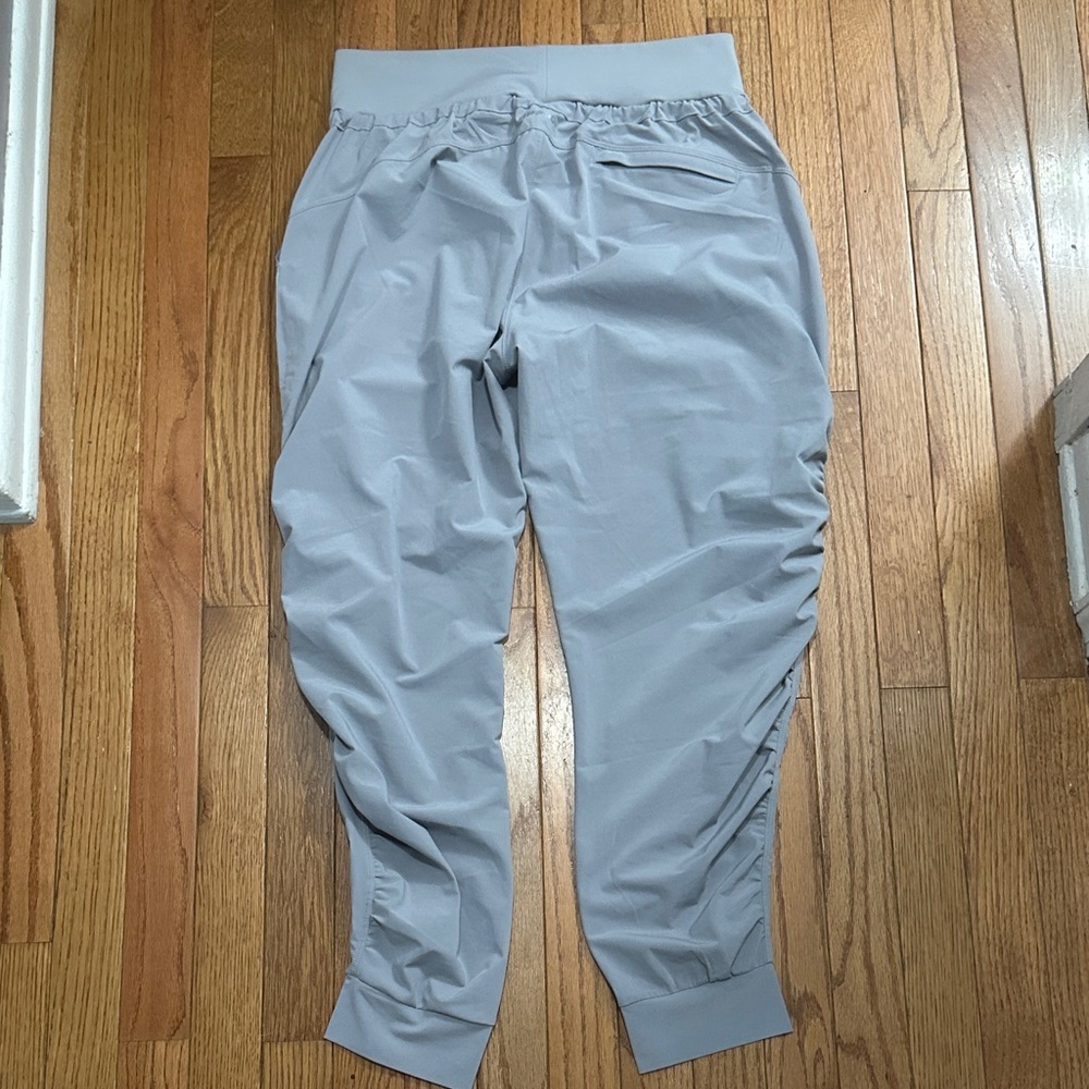 Coolibar Light Gray Jogger Pants Size Medium - Picture 6 of 6